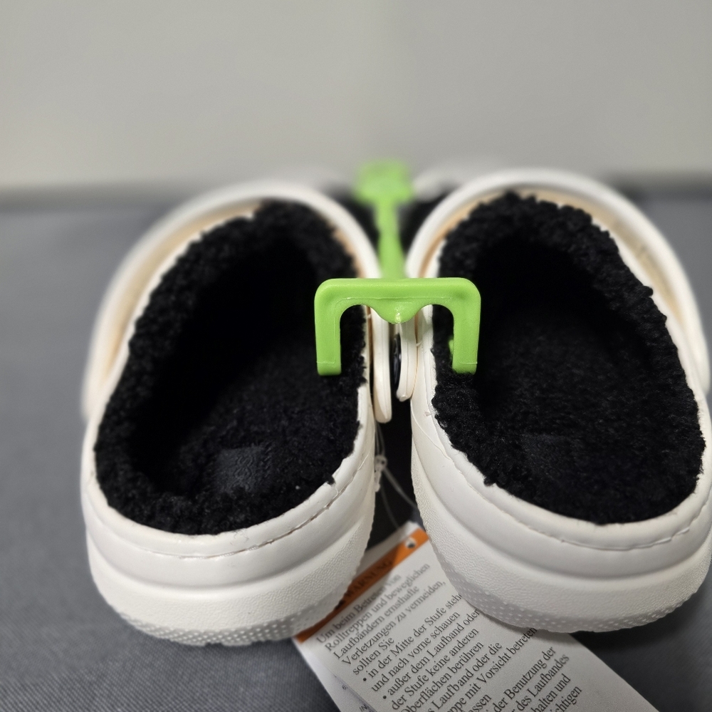 Kids panda crocs fur lined - Picture 5 of 5